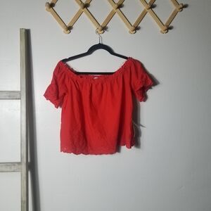 NWT IRIS OFF THE SHOULDER RED CROPPED BLOUSE SIZE LARGE